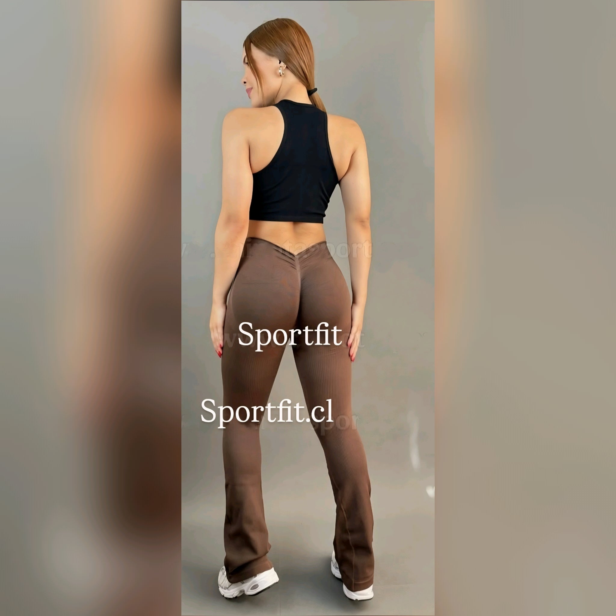 CALZA FLARE EN CORTE V